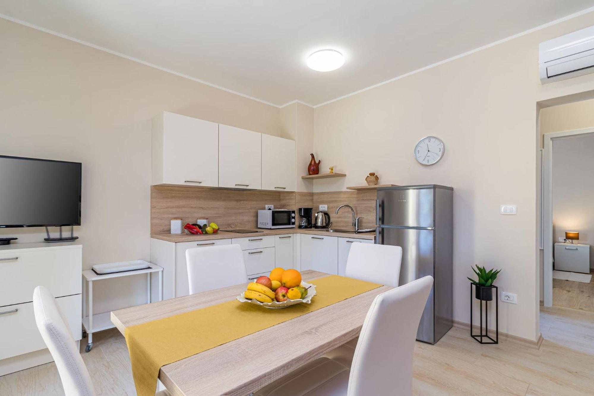 Apartments Rosemary Medulin Exterior foto