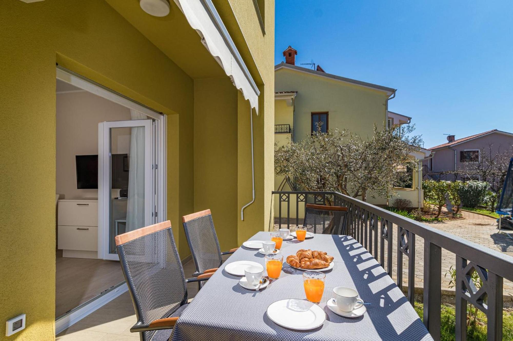 Apartments Rosemary Medulin Exterior foto